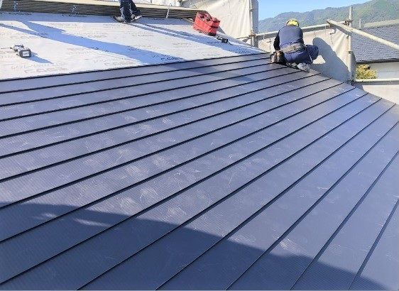戸建リノベの完成まで~①屋根葺き替え~